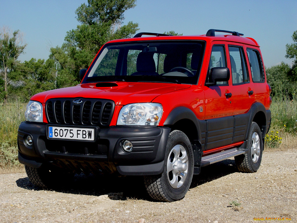 Внедорожник газ. Внедорожник Mahindra Scorpio 2002. Махиндра Скорпио. Mahindra Scorpio Jeep. Машина Махиндра Скорпио.